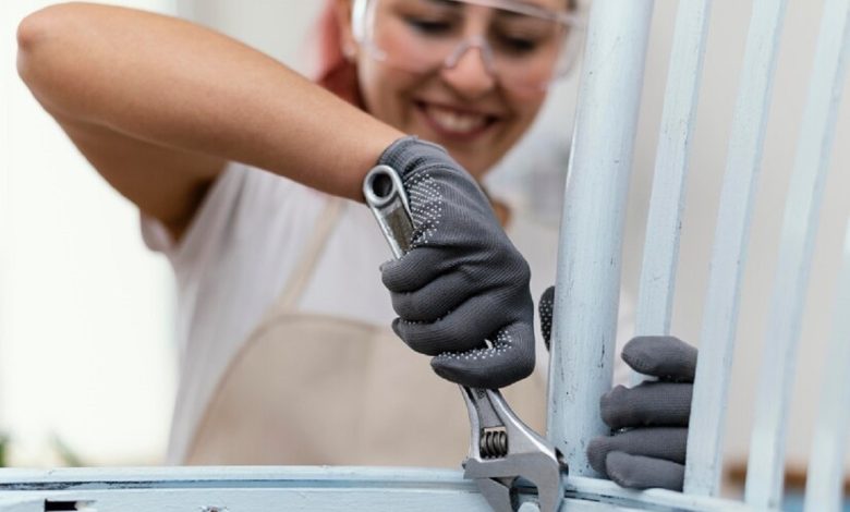 garage door bottom seal replacement, from selecting suitable materials to proper installation